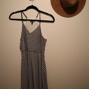 Dress Express Size 8 Stripes Women Cocktail